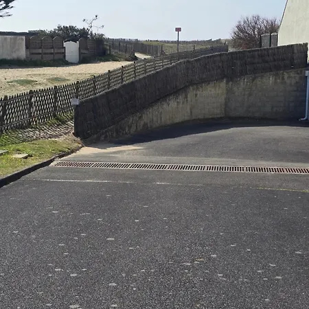 Directe à Moins De 100m